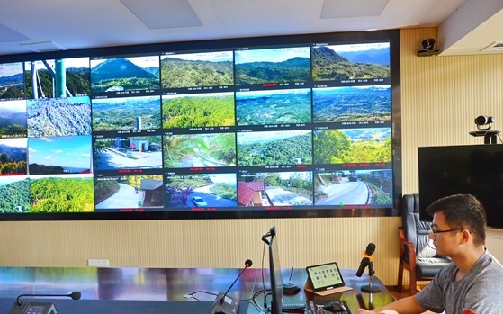 我区构建森林防火“三防”保障体系 积极应对连晴高温“烤”验.jpg